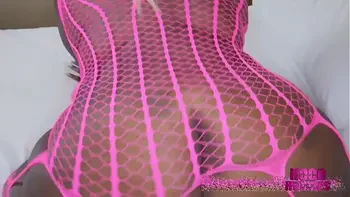 Ghetto LIZZO type freak I met at the club does mouth tricks on my dick