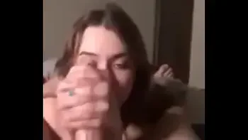 Le encanta hacer la paja