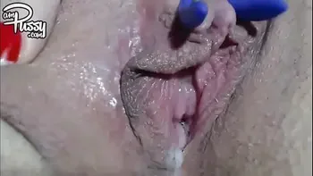 Wet bubbling pussy close-up masturbation to orgasm, homemade