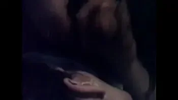 Waltraud wichst mich und ich spritze fein