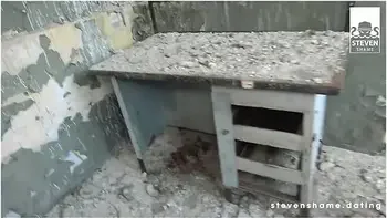 Arteya Kneels Down To Suck His Dick In A Lost Place Dating With Arteya Dee And Steven Shame