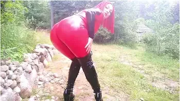 Arya Grander - Pretty Selfie With 2 Latex Catsuits, Red And Black