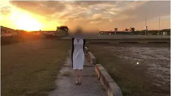 個人撮影巨乳熟女にヒタッと白ワンヒてノーフラ散歩お買い物ホッチか Japanese/hentai/asian/milf/step Mom/big Tits/日本人/熟女/巨乳/素人/潮吹き