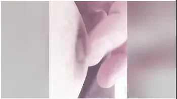 朝おっはい乳首もクリクリして起こしてあけます Nipple Massage Masturbation