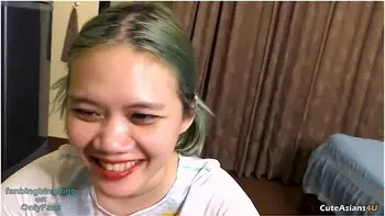 Cheerleader Sucks & Fucks The Coach