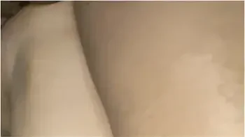 Nakaw Kantot Kay Kumare Habang Nasa Banyo Si Kumpare