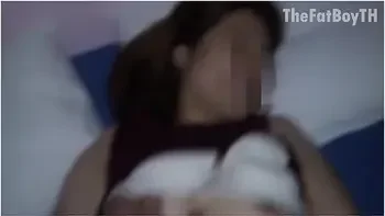 Asian Amateur Couple Have Sex While Parent Are Not Home