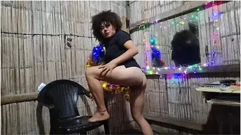 Wanna Play A Dirty Game? Stepmom Flirts With Stepson