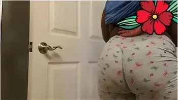 Chockclit Twerks Her Nice Fat Ass In A Wedgie-chockclit Nastii