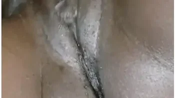 Ebony Girl Masturbates And Makes Herself Cum