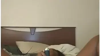 Ebony Milf Strips And Plays With Creamy Pussy Until She Squirts