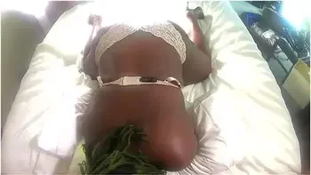 Superhot Pussy Play With Big Booty Poizon Ivy