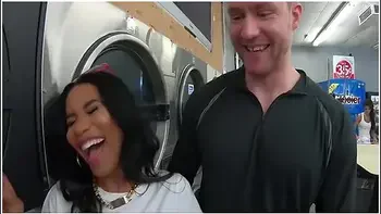 Big Booty Ebony Flashes And Fucks In Public - Sam Shock And Jenna J Foxx