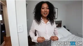 Amazing Natural Tits Real Estate Agent Rides Homebuyers Big Cock