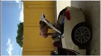 Loirinha novinha rabuda peituda transando com negao do Porsche