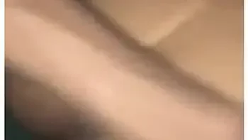 Thot Got Her Back Buss Up