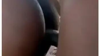 Mina Ngyaythanda Le Video