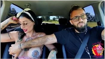 Tommy A Canaglia Digs Ladymuffins Pussy