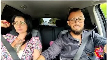 Lady Muffin And Tommy A Canaglia In I Drive Around And Do Things