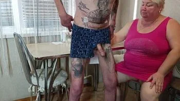 Stepmom Deep Throat Blowjob and Handjob with Cum in Mouth Swallow