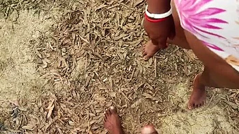 Desi Bhabhi Outdoor Anal Fuck with Huge Boobs and Big Ass