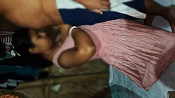 Desi Hot Village School Girl Fucking Hard with Paint Worker - Semadarling