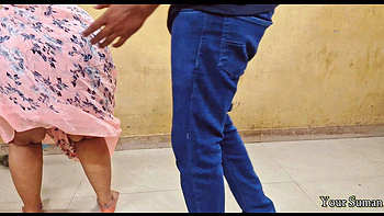 Indian Bhabhi Suman Hot House Cleaning in Saree - Desi MILF Blowjob and Cumshot POV