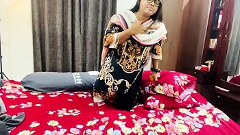 Desi Married Sister Fucked Hard By Younger Brother While Husband Is Abroad - Wet Pussy Creampie