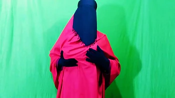 Bangladeshi Beautiful Housewife Spending The Night With Neighbor