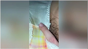 Shtani Diletanta Promokli Vіd Soku Lubovі! Selfі-masturbacіya V Lіzhku Zanadto Realіstichna! [domashne]