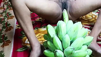 Indian Bhabhi Nomita Boudi Banana Insertion Pussy Fun Outdoor Doggy Style