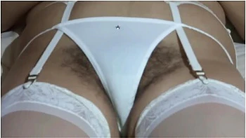 Hair Comes Out Of Bikini 58-year-old Latina Stepmother, Beautiful And Exhibitionist Mature