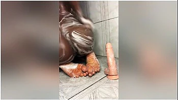 Anal Play Dildo Twerk Ride