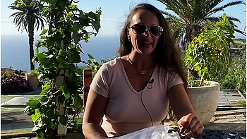 How To Bdsm: Cleaning With Enemas For Anal Play!