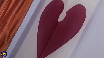 Young Babe and Lesbian Granny Eve Tickler Have Wild Fun