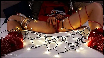 Lisa Taylor - She Fucks Santa! Christmas Spirit Solo - Taylor And Lisa