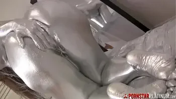 PORNSTARPLATINUM Mindi Mink Covered in Silver Before Teasing
