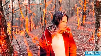 Sexy Gives Lover A Wild Blowjob While Driving With Scarlett Taylor