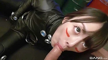 Mone Kamiki In Steamy Missionary Dirt