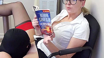 Bossy Busty Blonde Daisy Destin Gives Slow Bjs And Handjobs!