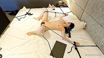 Bookmark (18\) Another Perspective Video Of Anal Penetration And Vegetable Blame (cucumber, Carrot, Yam) With A Bun