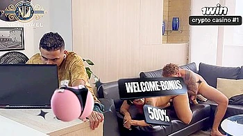 Im Fucking My Best Friends Wife! She Caught Us! Emilyfoxxxx