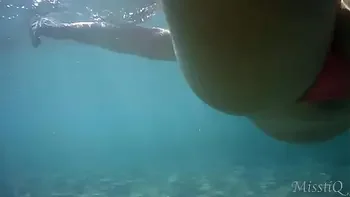 Swimming Voyeur