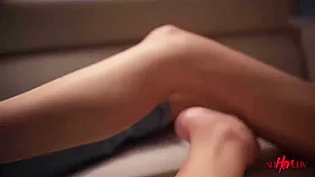 Teaching Babes Lesbian Moves