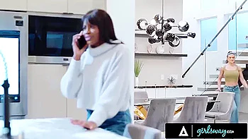 Watch Radiant Penny Barber And Nicole Kitts Action