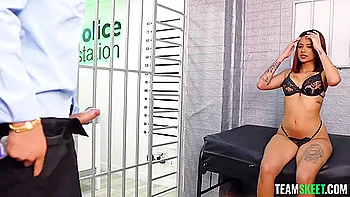 Kloe Kooper In Sucking And Fucking Behind Bars