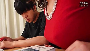 [vec-554] Step mothers Best Friend Miku Kitagawa Scene 1