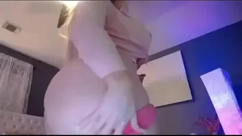 Blonde Pawg Huge ass