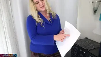 Stepmom prepares stepson's dick for college