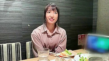 デカチン大好きな帰国子女女子大生とリアルセックス